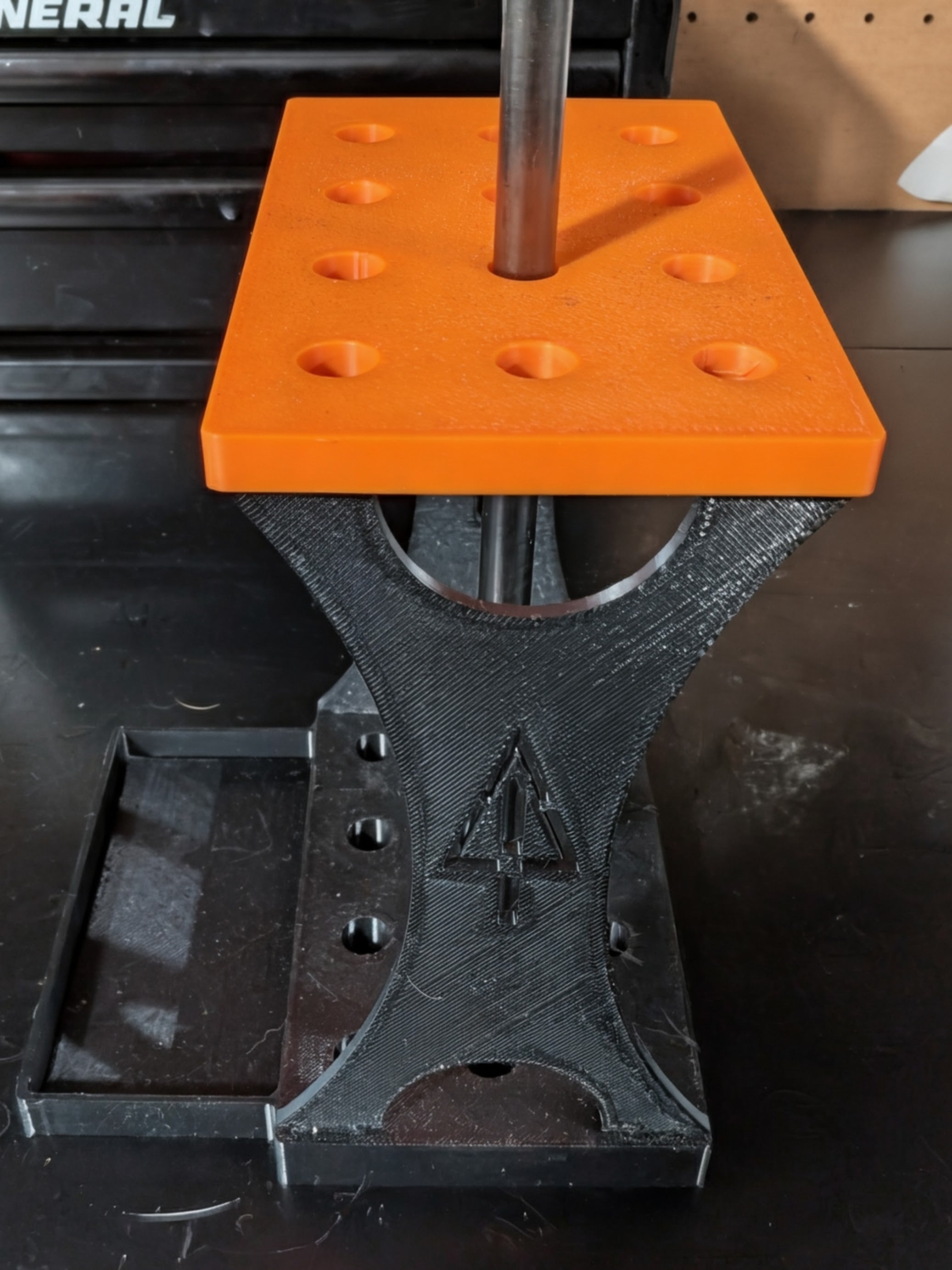Arrow Stand with tray